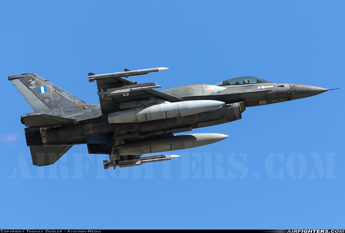 Greece - Air Force General Dynamics F-16C Fighting Falcon 532 at Larissa (LRA / LGLR), Greece