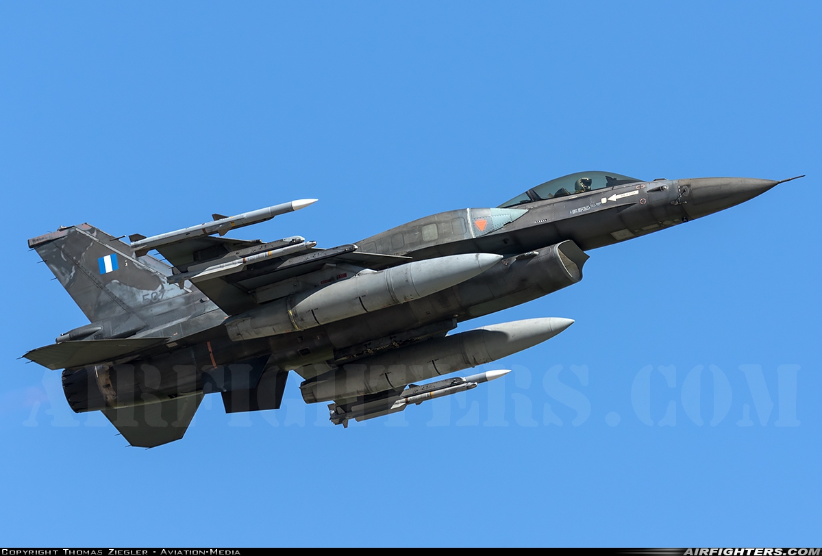 Greece - Air Force General Dynamics F-16C Fighting Falcon 507 at Larissa (LRA / LGLR), Greece
