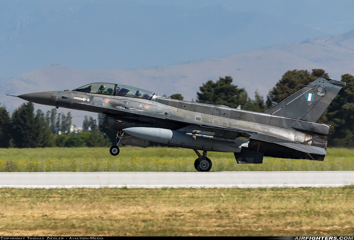 Greece - Air Force General Dynamics F-16D Fighting Falcon 600 at Larissa (LRA / LGLR), Greece