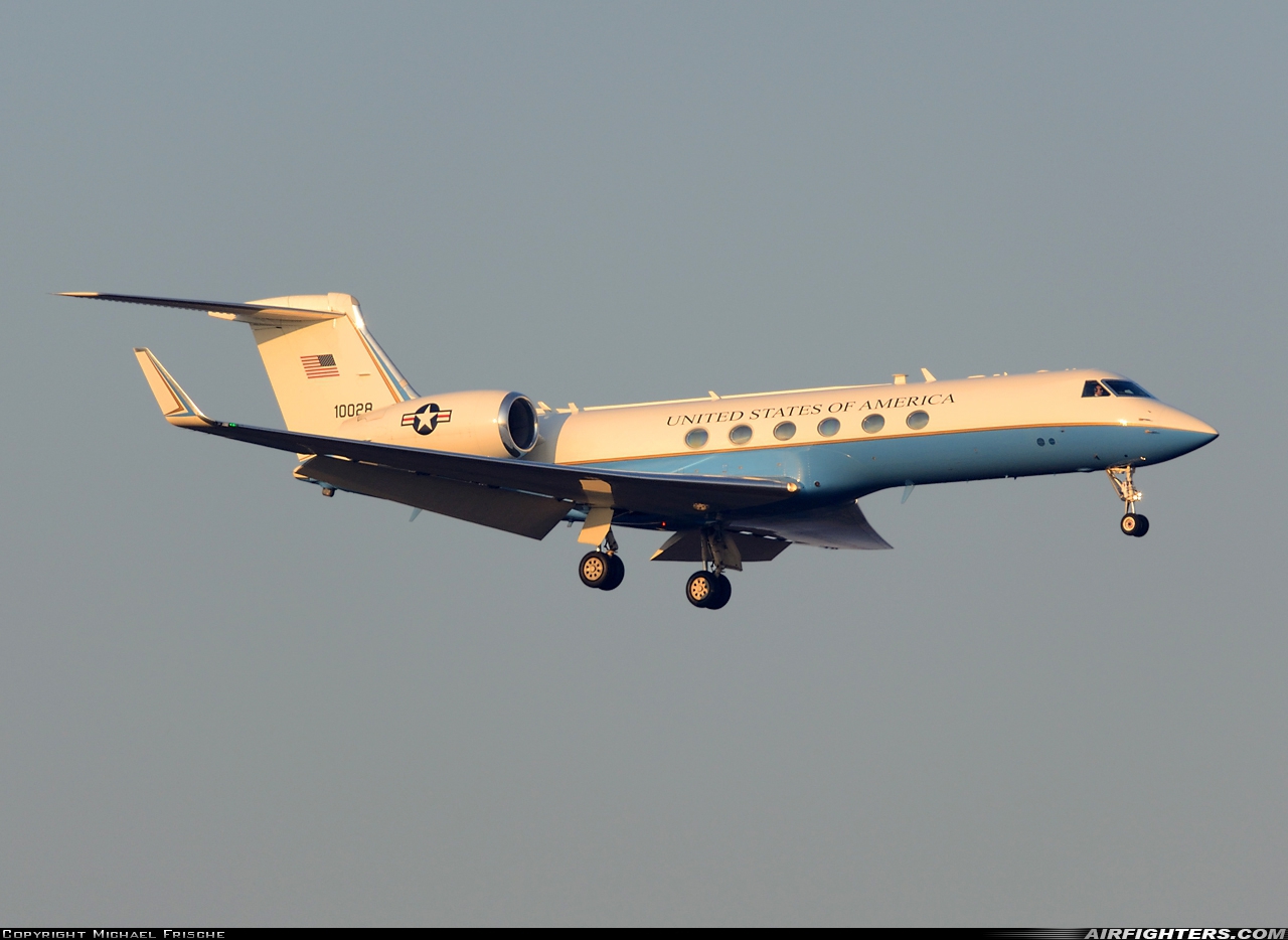 USA - Air Force Gulfstream Aerospace C-37A (G550) 01-0028 at Cologne / Bonn (- Konrad Adenauer / Wahn) (CGN / EDDK), Germany