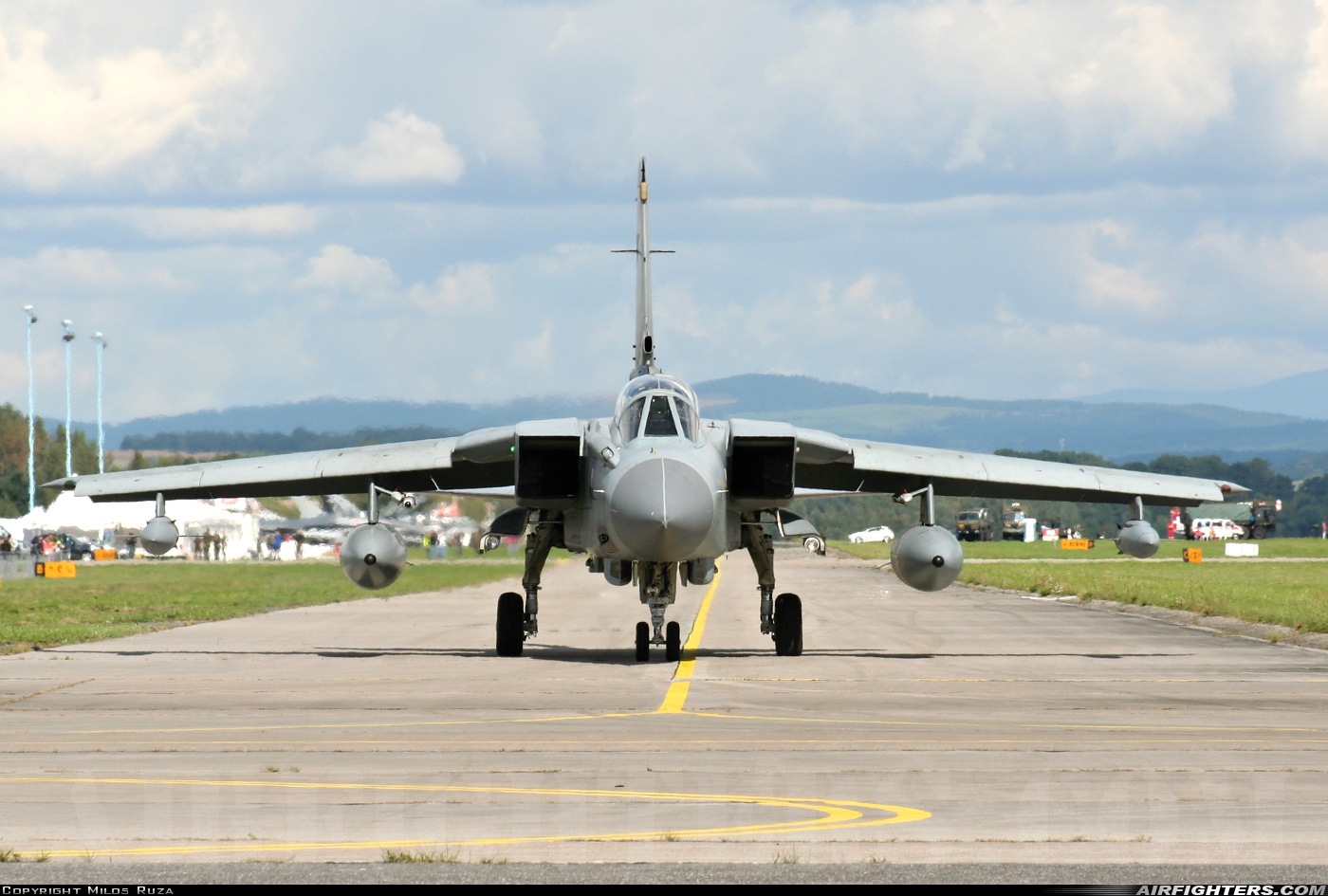 UK - Air Force Panavia Tornado GR4 ZA554 at Hradec Kralove (LKHK), Czech Republic