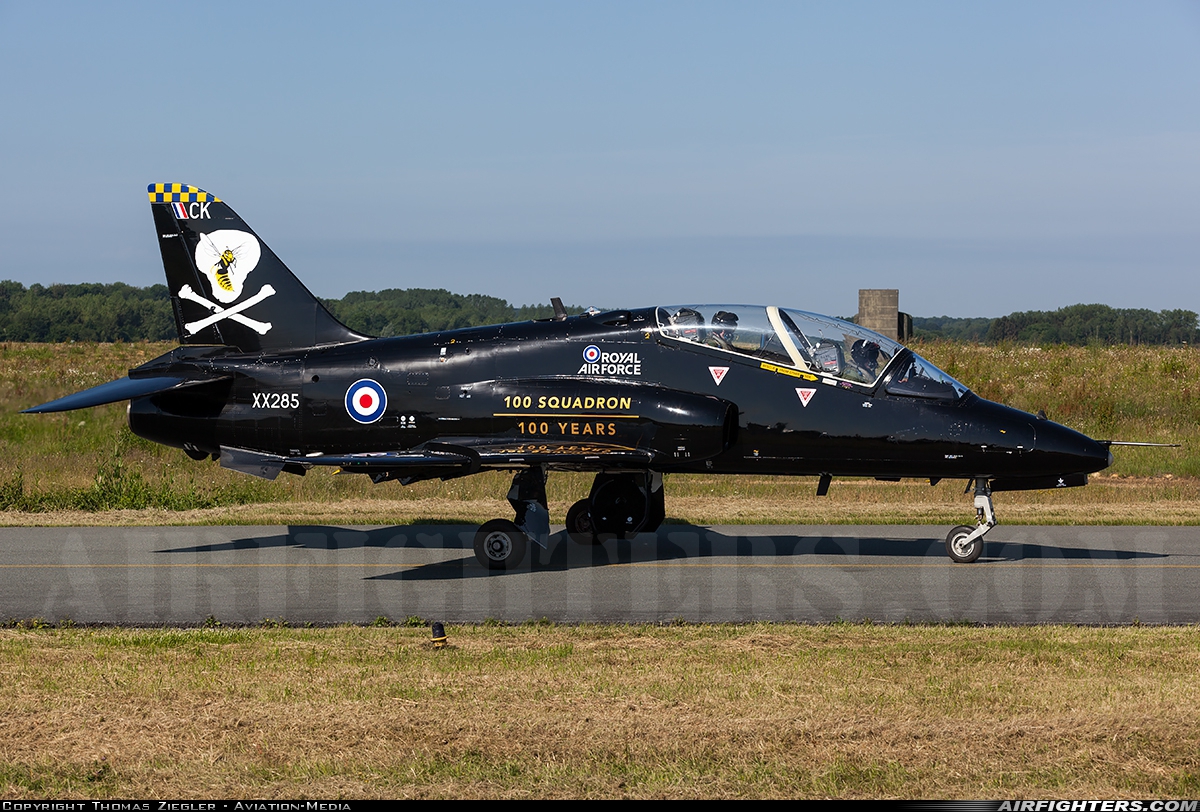 UK - Air Force British Aerospace Hawk T.1A XX285 at Florennes (EBFS), Belgium