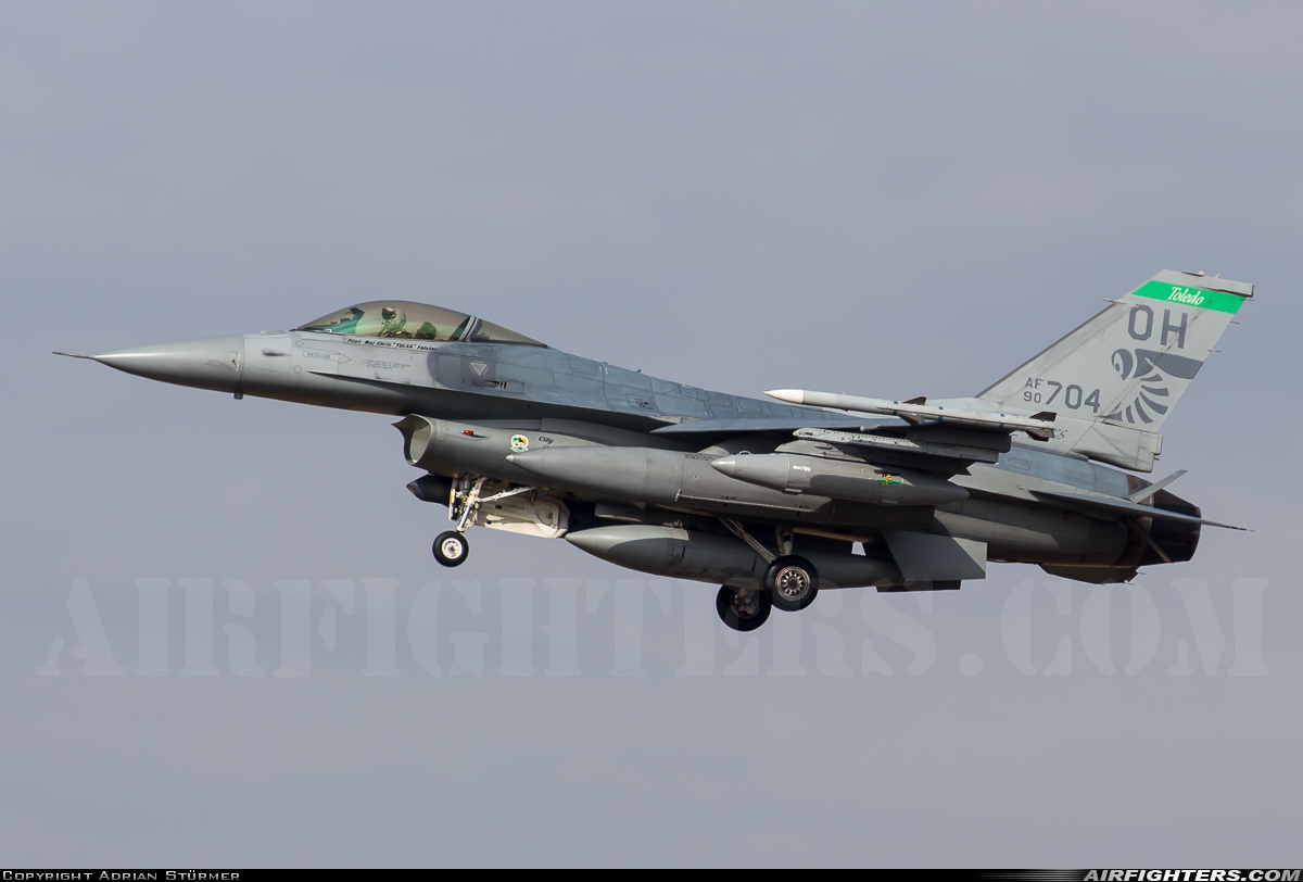 USA - Air Force General Dynamics F-16C Fighting Falcon 90-0704 at Spangdahlem (SPM / ETAD), Germany