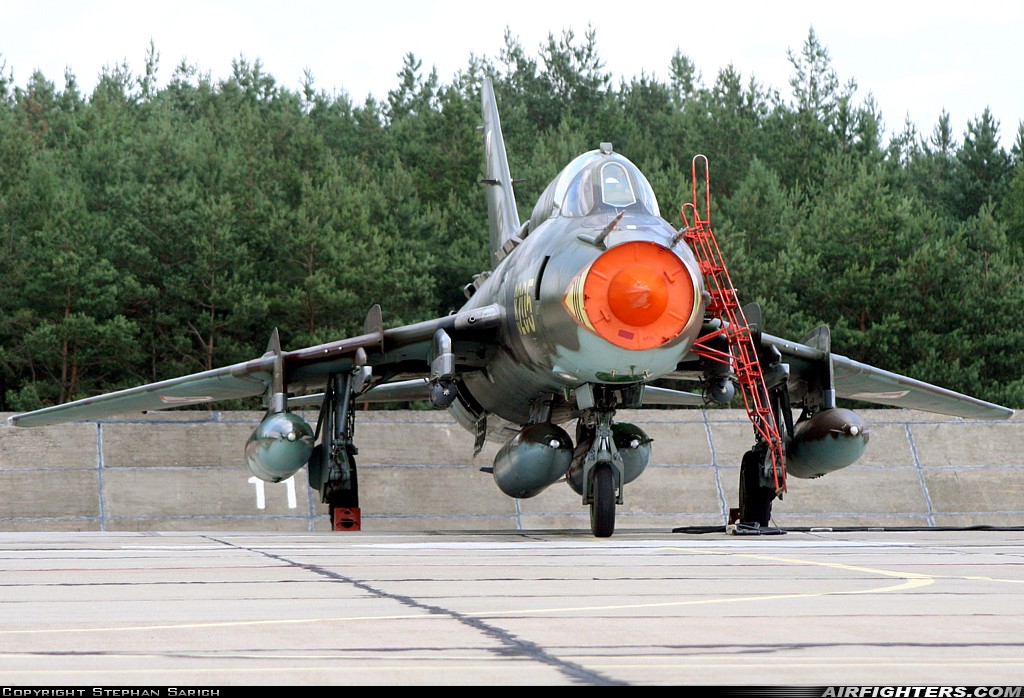 Poland - Air Force Sukhoi Su-17M4 Fitter-K 8205 at Powidz (EPPW), Poland