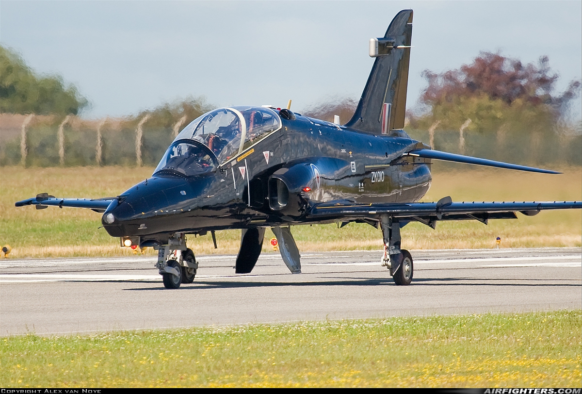 Company Owned - BAe Systems BAE Systems Hawk T.2 ZK010 at Warton (EGNO), UK