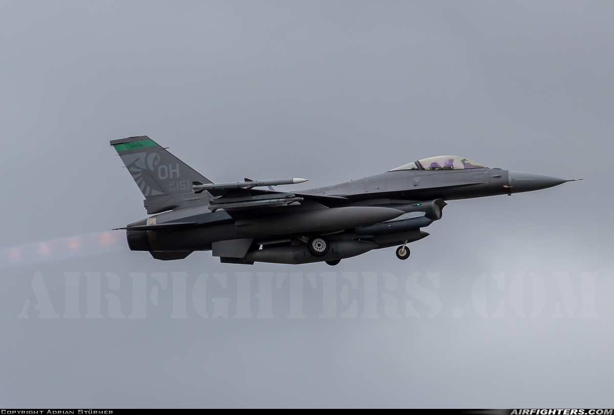 USA - Air Force General Dynamics F-16C Fighting Falcon 89-2151 at Spangdahlem (SPM / ETAD), Germany