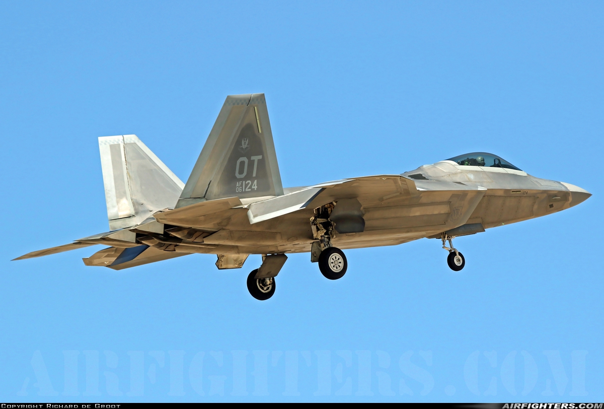 USA - Air Force Lockheed Martin F-22A Raptor 06-4124 at Las Vegas - Nellis AFB (LSV / KLSV), USA