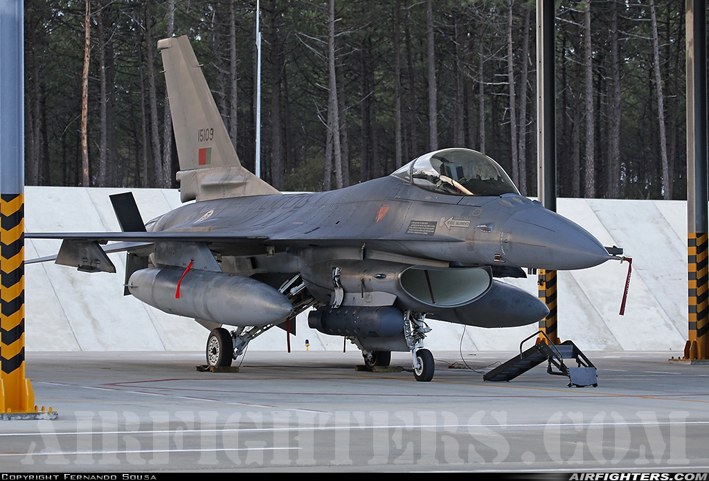 Portugal - Air Force General Dynamics F-16AM Fighting Falcon 15109 at Monte Real (BA5) (LPMR), Portugal