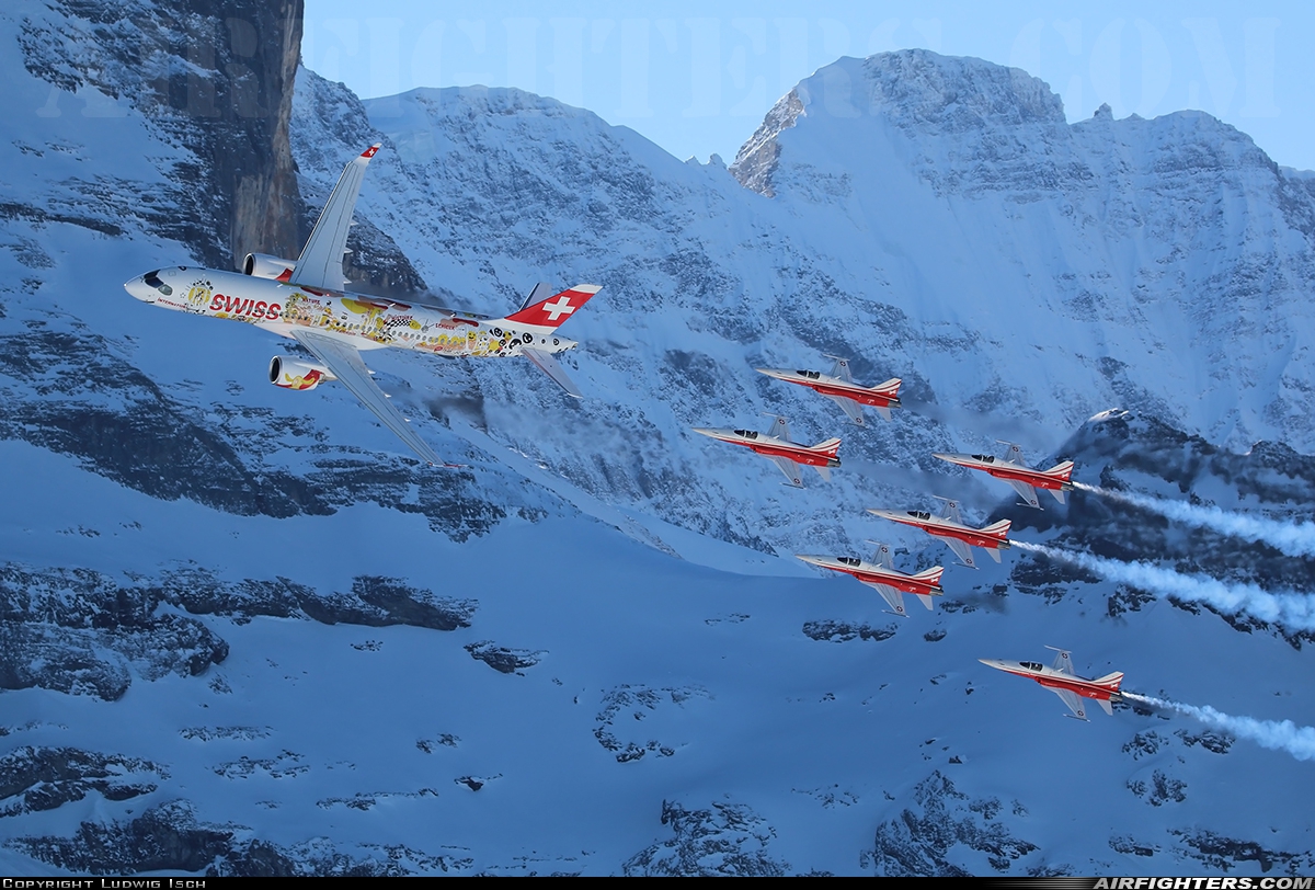 Switzerland - Air Force Northrop F-5E Tiger II J-3082 at Off-Airport - Lauberhorn, Switzerland