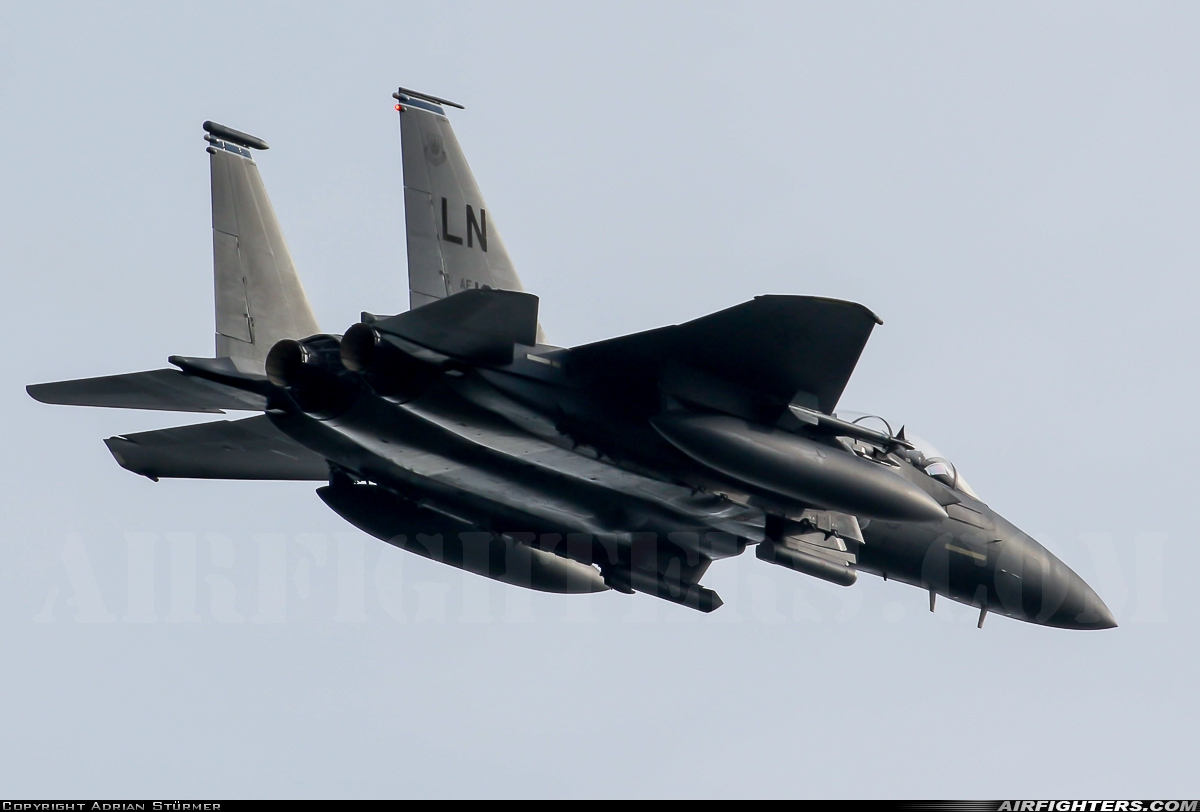 USA - Air Force McDonnell Douglas F-15E Strike Eagle 98-0133 at Lakenheath (LKZ / EGUL), UK
