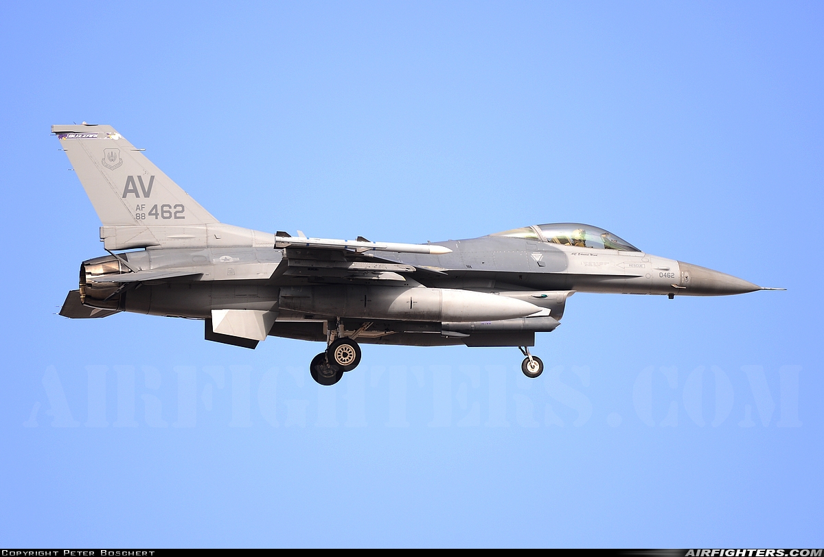 USA - Air Force General Dynamics F-16D Fighting Falcon 88-0462 at Las Vegas - Nellis AFB (LSV / KLSV), USA
