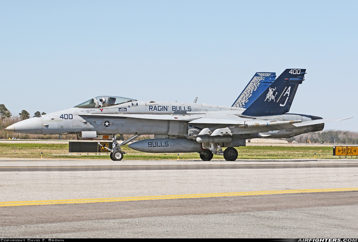 USA - Navy McDonnell Douglas F/A-18C Hornet 165187 at Virginia Beach - Oceana NAS / Apollo Soucek Field (NTU / KNTU), USA