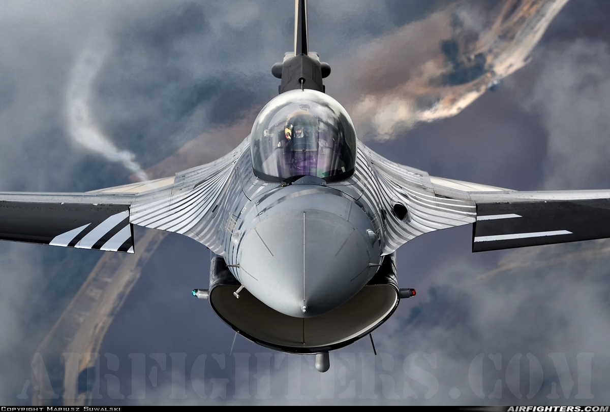 Türkiye - Air Force General Dynamics F-16C Fighting Falcon 88-0032 at In Flight, Belgium