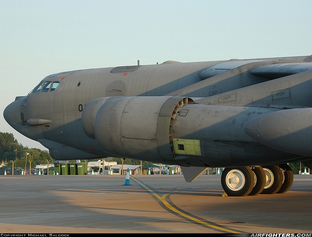 USA - Air Force Boeing B-52H Stratofortress 60-0043 at Fairford (FFD / EGVA), UK