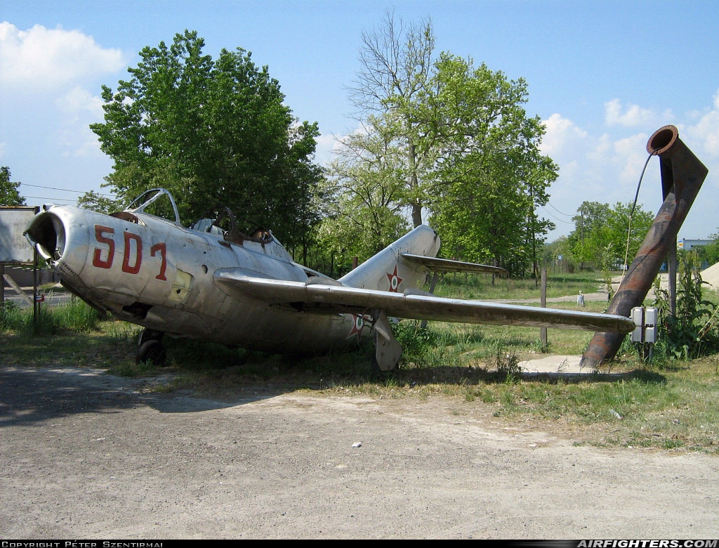 Hungary - Air Force Mikoyan-Gurevich MiG-15UTI 501 at Off-Airport - Solt, Hungary