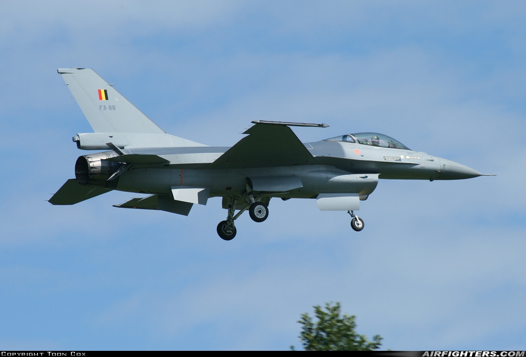 Belgium - Air Force General Dynamics F-16AM Fighting Falcon FA-88 at Kleine Brogel (EBBL), Belgium
