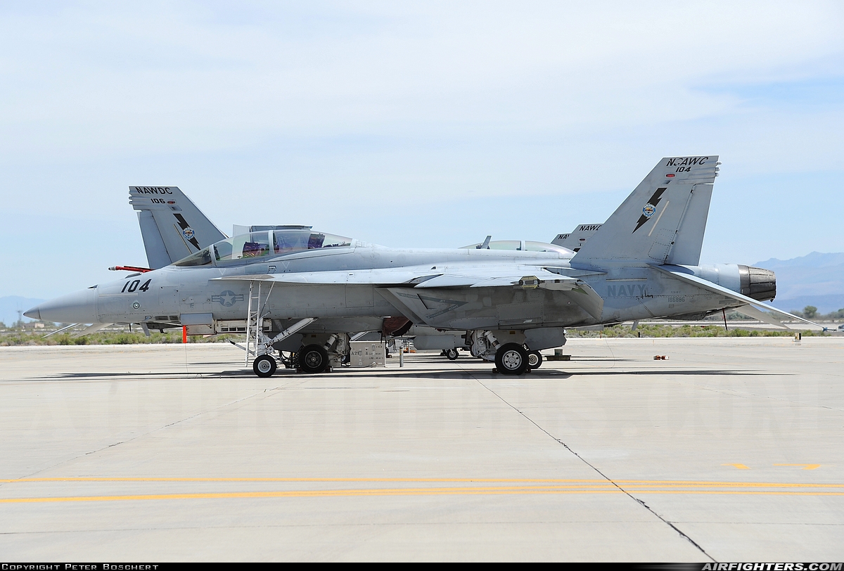 USA - Navy Boeing F/A-18F Super Hornet 165886 at Fallon - Fallon NAS (NFL / KNFL), USA