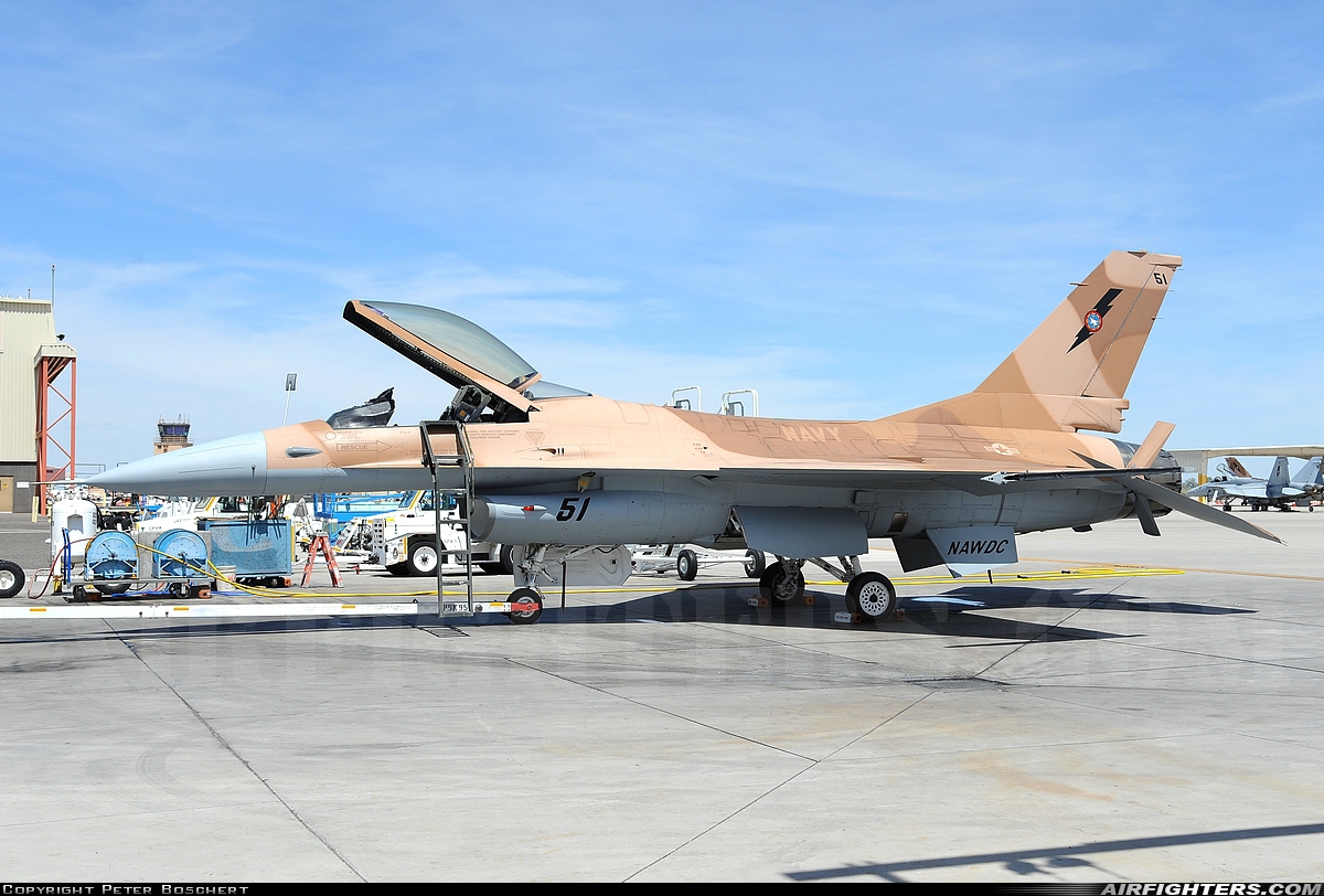 USA - Navy General Dynamics F-16A Fighting Falcon 900943 at Fallon - Fallon NAS (NFL / KNFL), USA