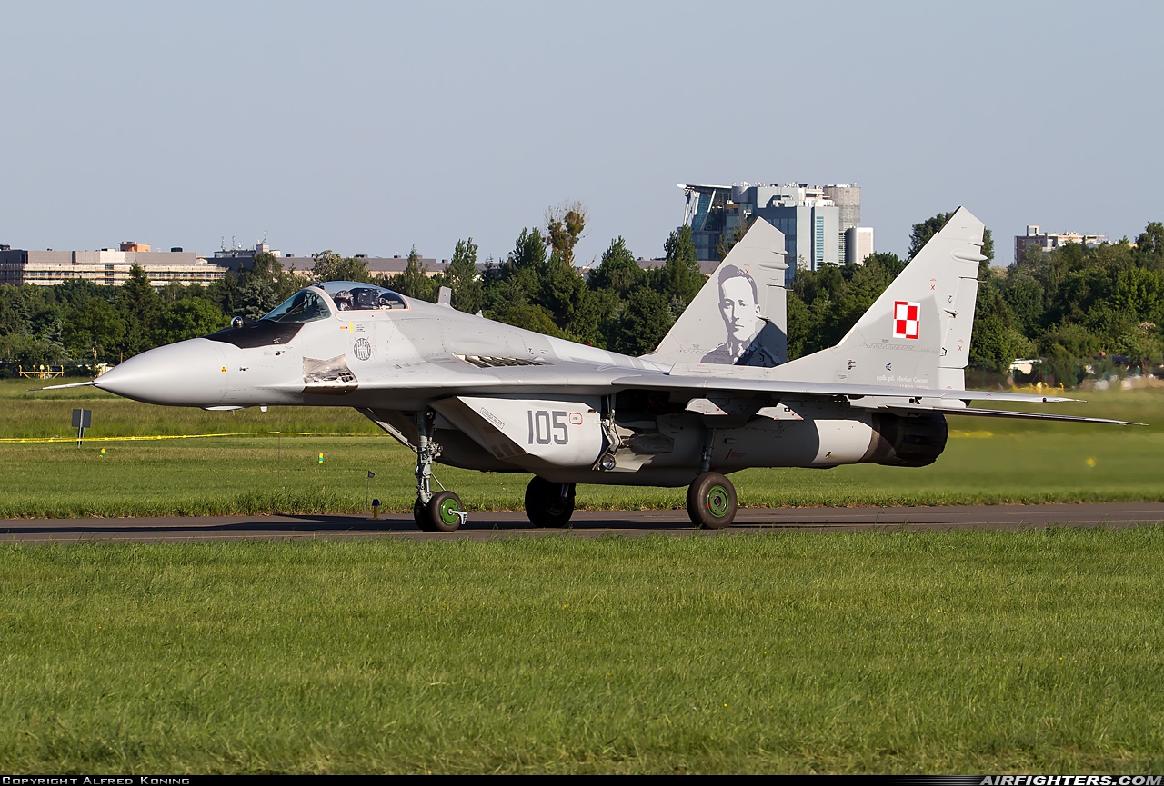 Poland - Air Force Mikoyan-Gurevich MiG-29A (9.12A) 105 at Poznan - Lawica (POZ / EPPO), Poland