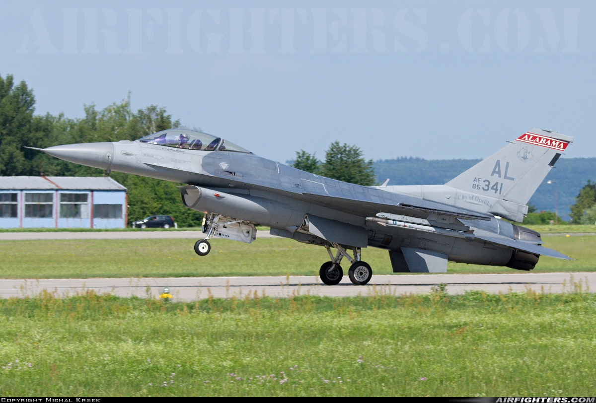 USA - Air Force General Dynamics F-16C Fighting Falcon 86-0341 at Caslav (LKCV), Czech Republic