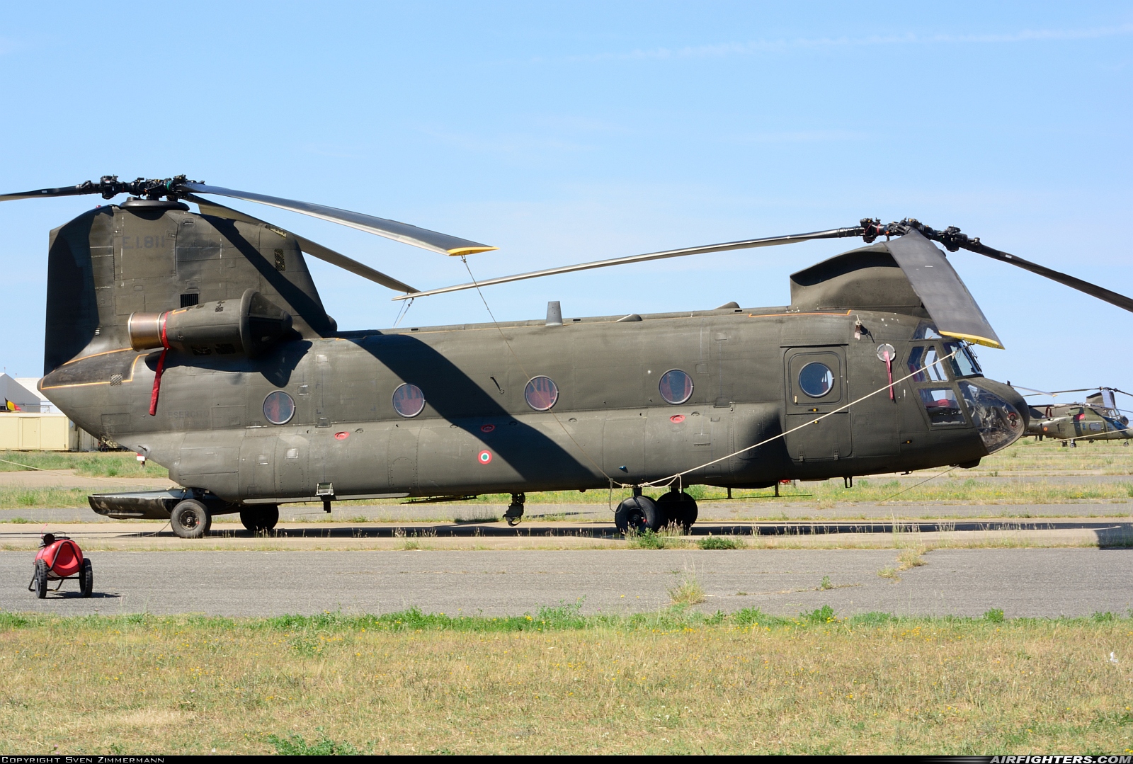Italy - Army Boeing Vertol CH-47C Chinook MM80833 at Viterbo (LIRV), Italy