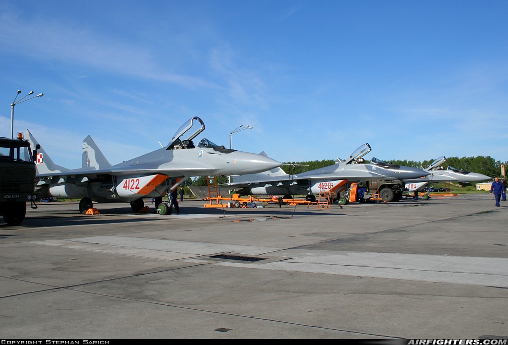 Poland - Air Force Mikoyan-Gurevich MiG-29G (9.12A) 4122 at Malbork (EPMB), Poland