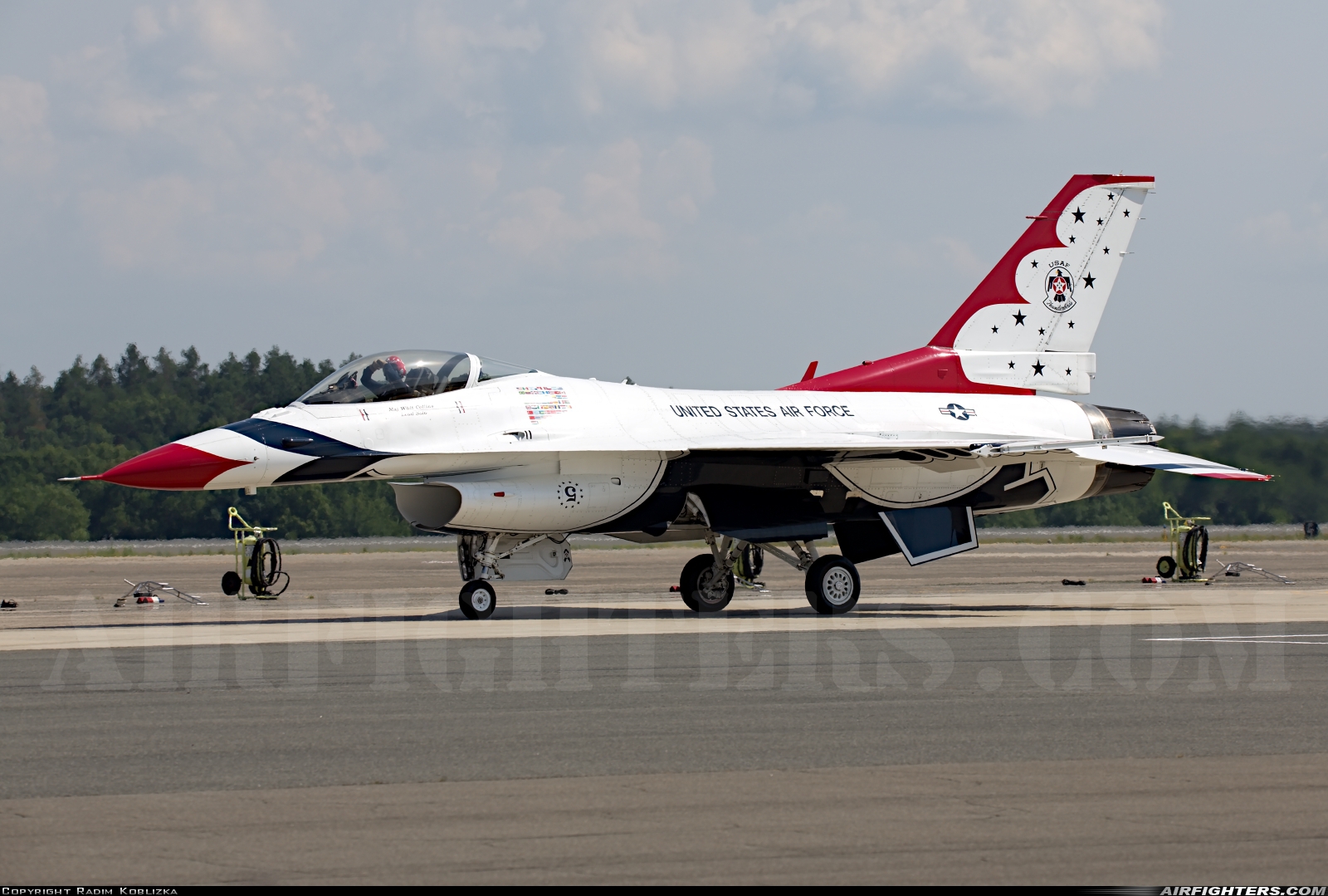 USA - Air Force General Dynamics F-16C Fighting Falcon 87-0331 at Westover Air Reserve Base (CEF/KCEF), USA