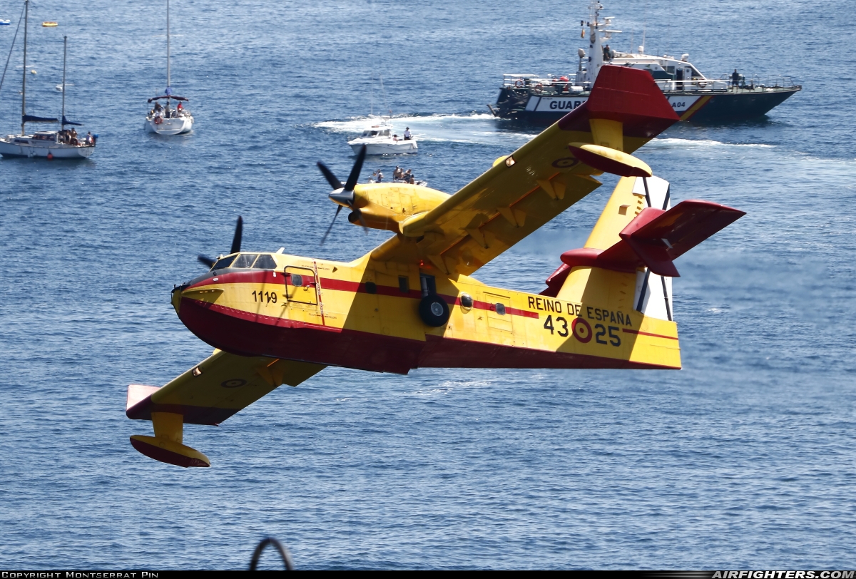 Spain - Air Force Canadair CL-215T UD.13-25 at Off-Airport - Gijon, Spain