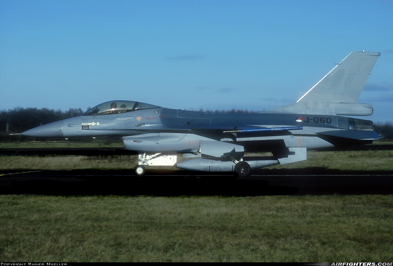 Netherlands - Air Force General Dynamics F-16A Fighting Falcon J-060 at Enschede - Twenthe (ENS / EHTW), Netherlands