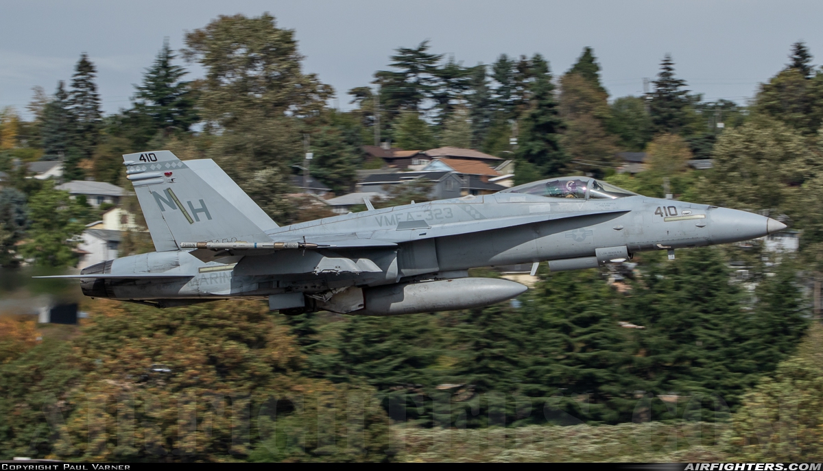 USA - Marines McDonnell Douglas F/A-18C Hornet 164733 at Seattle - Boeing Field / King County Int. (BFI / KBFI), USA