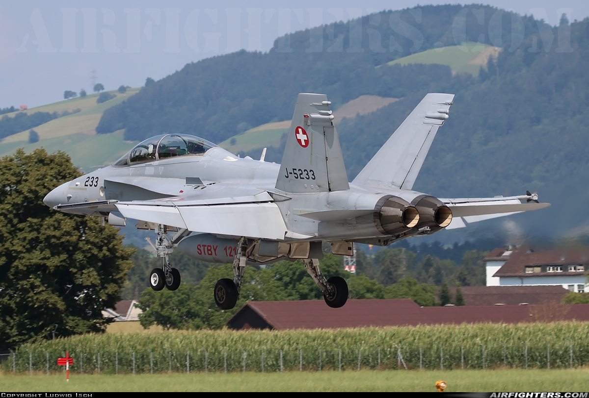 Switzerland - Air Force McDonnell Douglas F/A-18D Hornet J-5233 at Emmen (EML / LSME), Switzerland
