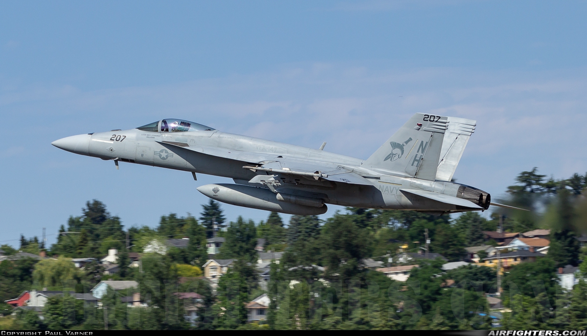 USA - Navy Boeing F/A-18E Super Hornet 166444 at Seattle - Boeing Field / King County Int. (BFI / KBFI), USA