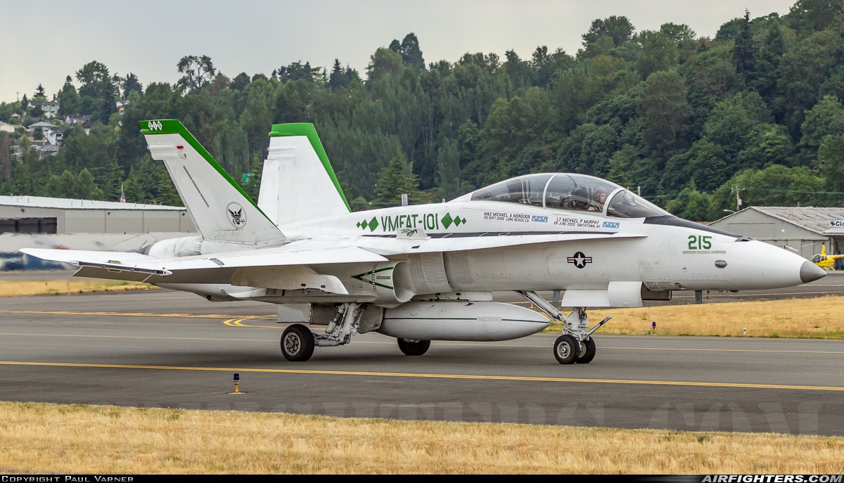 USA - Marines McDonnell Douglas F/A-18B Hornet 163115 at Seattle - Boeing Field / King County Int. (BFI / KBFI), USA