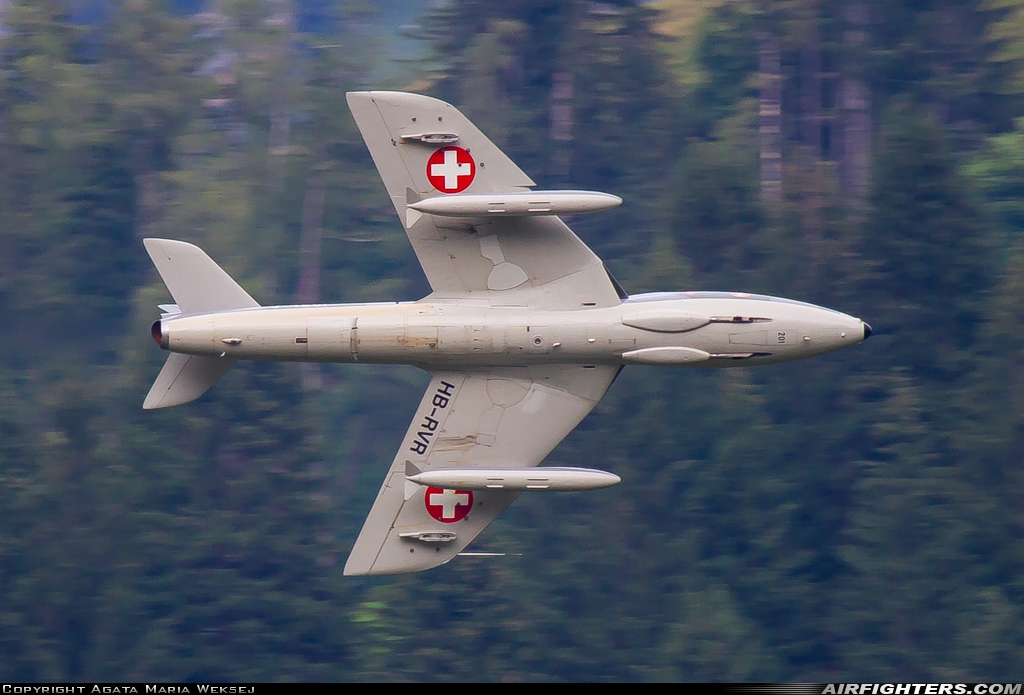 Private - Amici del Hunter Hawker Hunter T68 HB-RVR at St. Stephan (LSTS), Switzerland