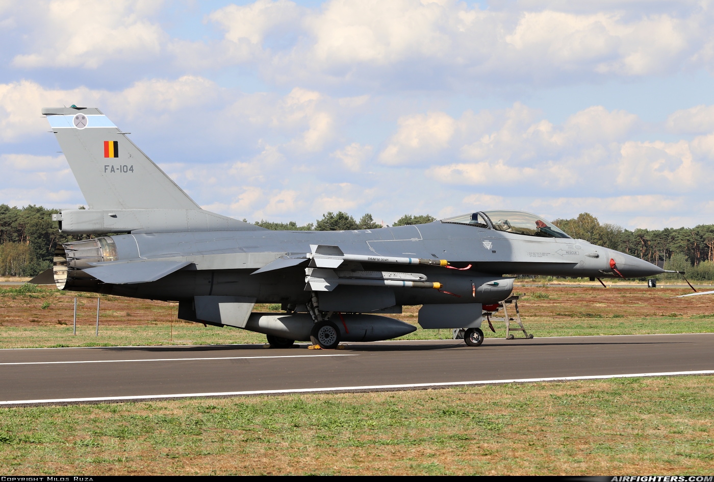 Belgium - Air Force General Dynamics F-16AM Fighting Falcon FA-104 at Kleine Brogel (EBBL), Belgium