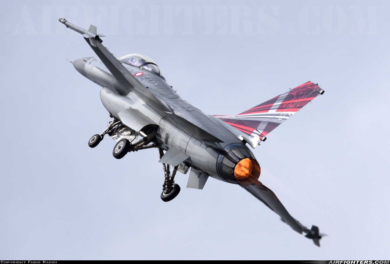 Denmark - Air Force General Dynamics F-16AM Fighting Falcon E-607 at Kleine Brogel (EBBL), Belgium