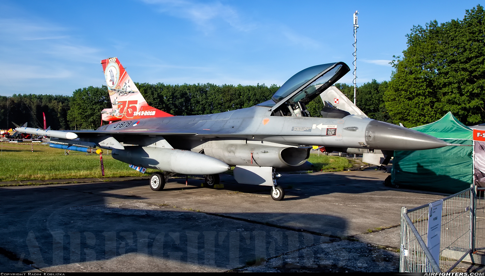 Netherlands - Air Force General Dynamics F-16AM Fighting Falcon J-879 at Ostrava - Mosnov (OSR / LKMT), Czech Republic