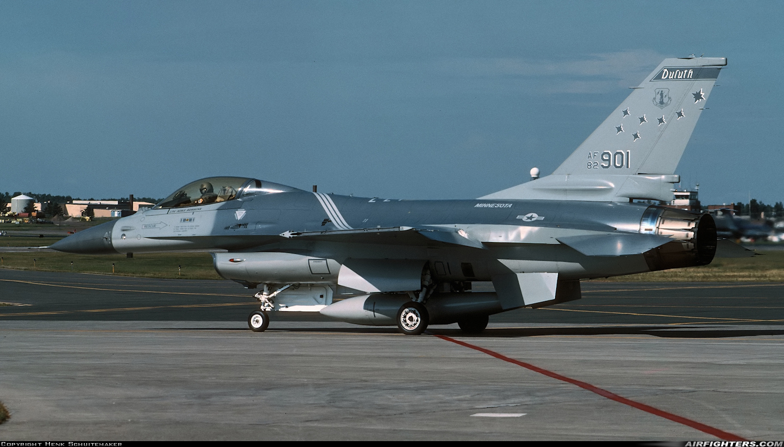 USA - Air Force General Dynamics F-16A/ADF Fighting Falcon 82-0901 at Duluth - Int. (DLH / KDLH), USA