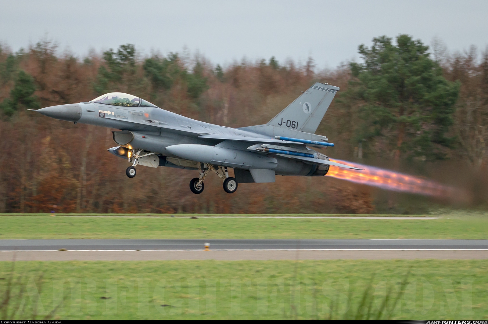 Netherlands - Air Force General Dynamics F-16AM Fighting Falcon J-061 at Wittmundhafen (Wittmund) (ETNT), Germany