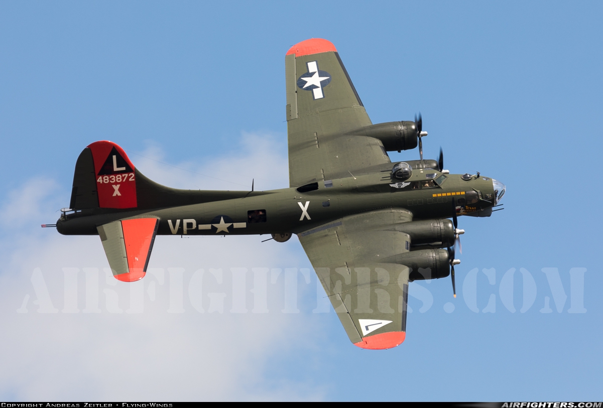 Private - Commemorative Air Force Boeing B-17G Flying Fortress (299P) N7227C at Houston - Ellington Field (AFB) (EFD), USA