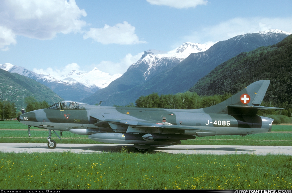 Switzerland - Air Force Hawker Hunter F58 J-4086 at Raron (LSTA), Switzerland