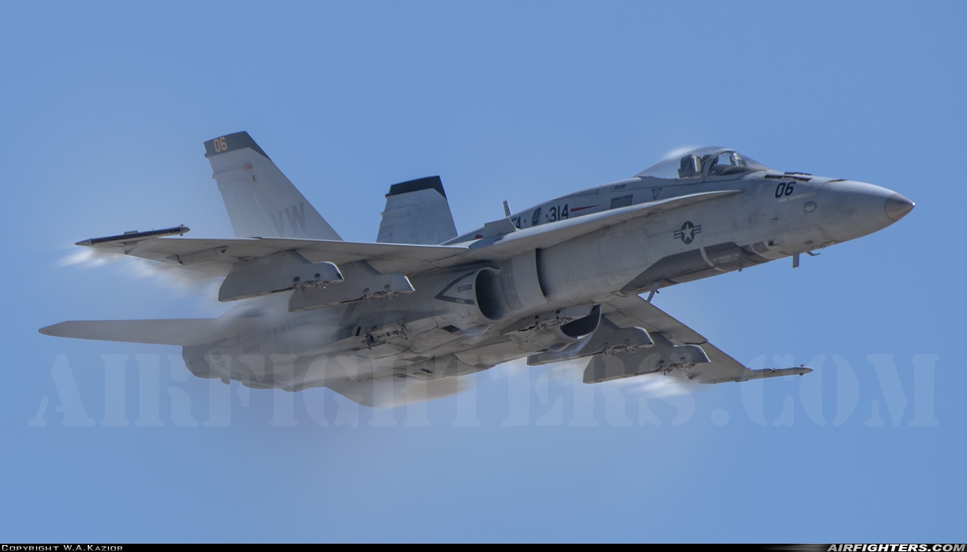 USA - Marines McDonnell Douglas F/A-18A+ Hornet 162433 at San Diego - Miramar MCAS (NAS) / Mitscher Field (NKX / KNKX), USA