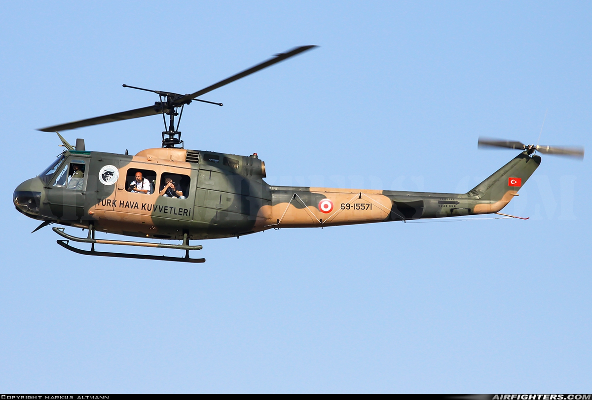 Türkiye - Air Force Bell UH-1H Iroquois (205) 69-15571 at Izmir - Cigli (IGL / LTBL), Türkiye