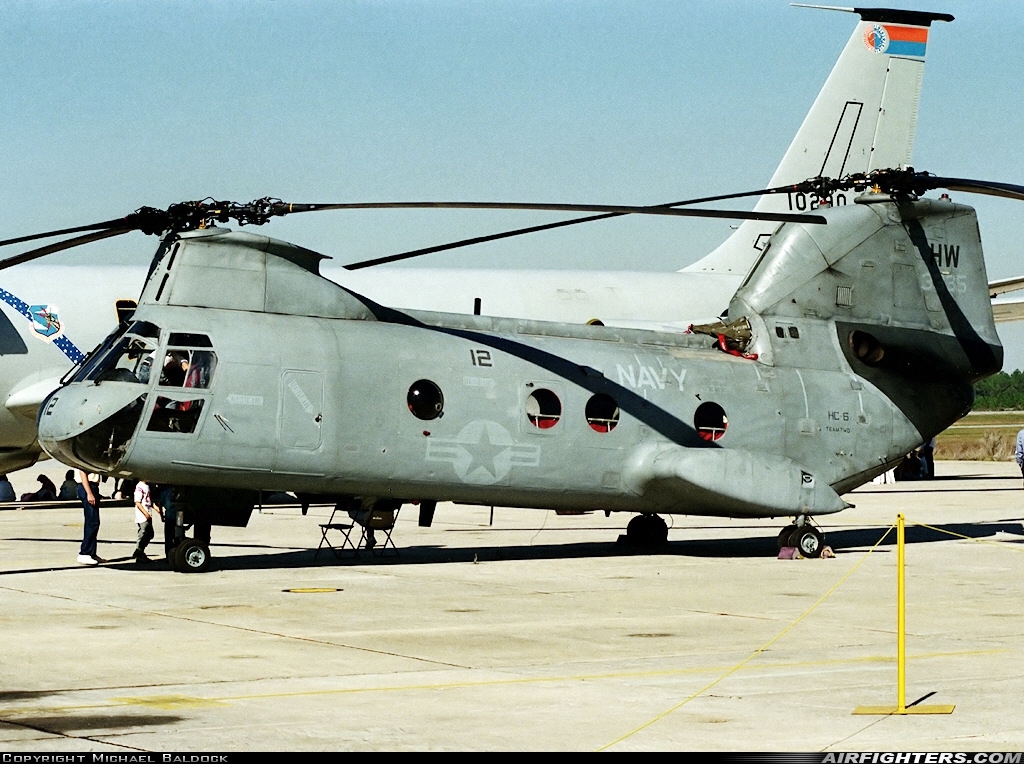 USA - Navy Boeing Vertol CH-46D Sea Knight (107-II) 153335 at Pensacola - NAS / Forrest Sherman Field (NPA / KNPA), USA