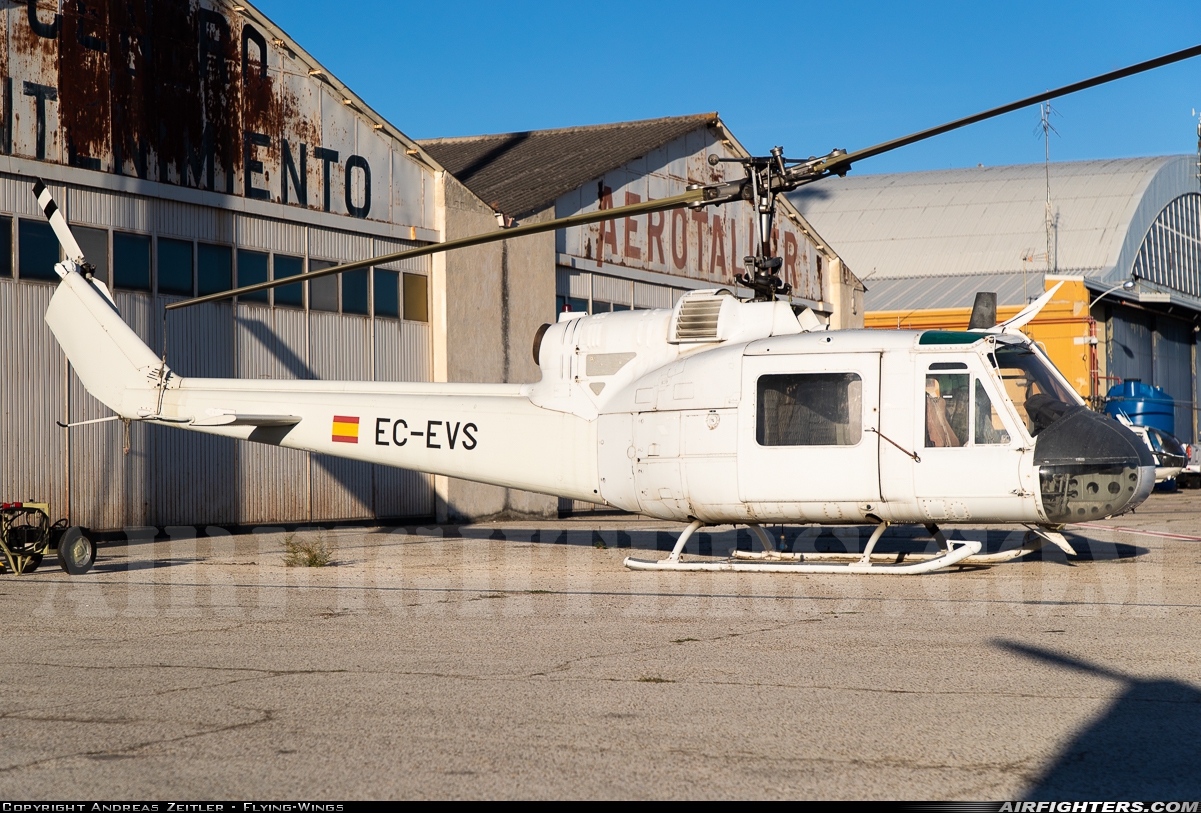 Private Bell UH-1B Iroquois (204) EC-EVS at Madrid - Cuatro Vientos (LECU / LEVS), Spain