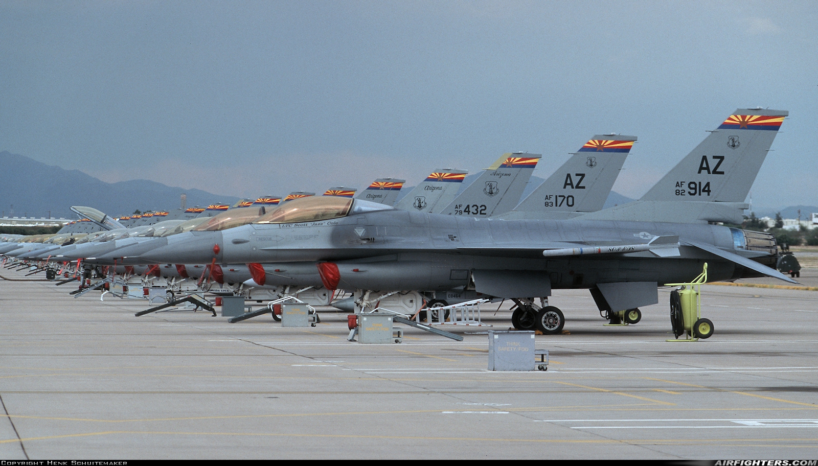 USA - Air Force General Dynamics F-16A Fighting Falcon 82-0914 at Tucson - Int. (TUS / KTUS), USA