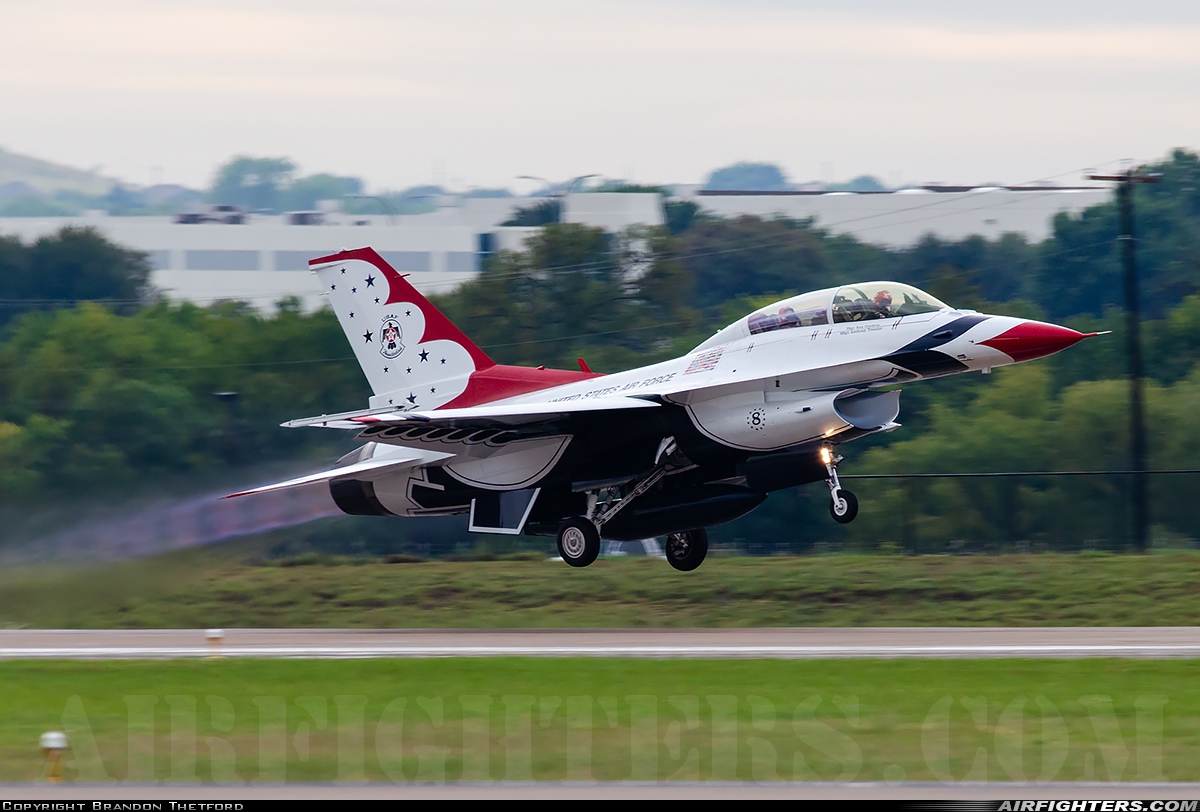USA - Air Force General Dynamics F-16D Fighting Falcon  at Fort Worth - Alliance (AFW / KAFW), USA