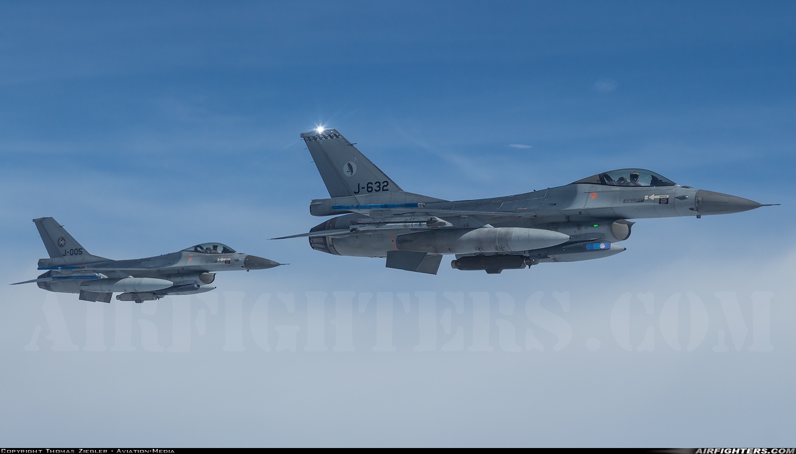 Netherlands - Air Force General Dynamics F-16AM Fighting Falcon J-632 at North Sea, International Airspace