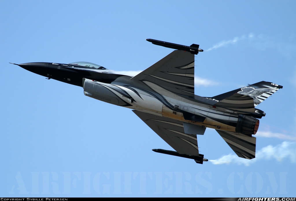 Belgium - Air Force General Dynamics F-16AM Fighting Falcon FA-101 at Kleine Brogel (EBBL), Belgium