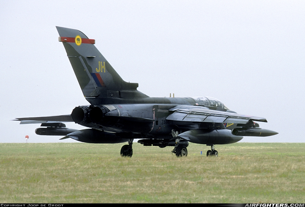 UK - Air Force Panavia Tornado GR1B ZA447 at Honington (BEQ / EGXH), UK